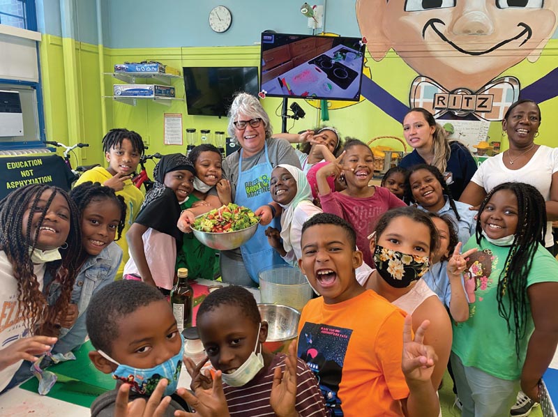 Green-Bronx-Machine-Happy-Healthy-Children-02